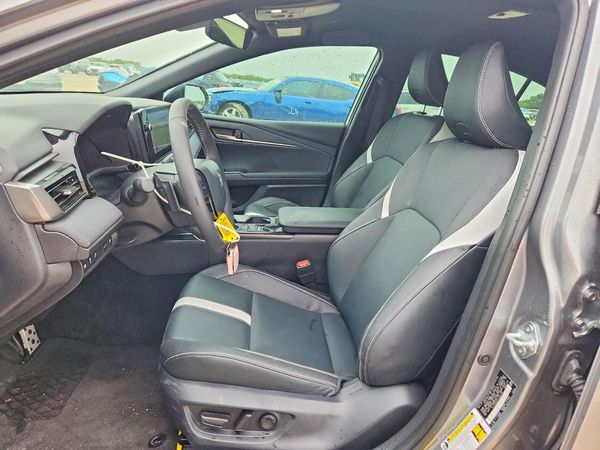 2026 TOYOTA CAMRY