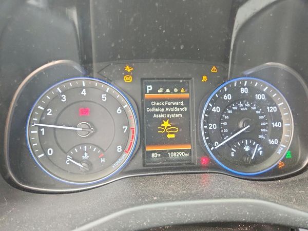 2021 HYUNDAI KONA