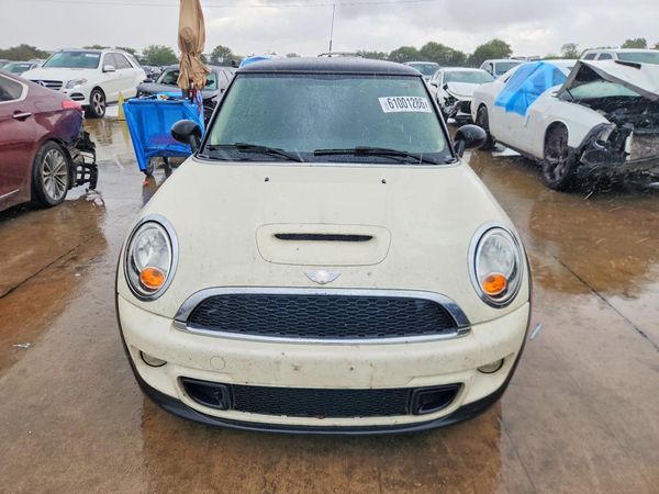2013 MINI COOPER