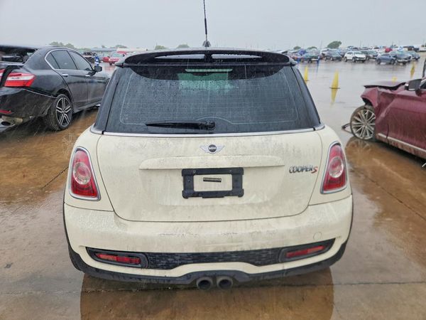 2013 MINI COOPER