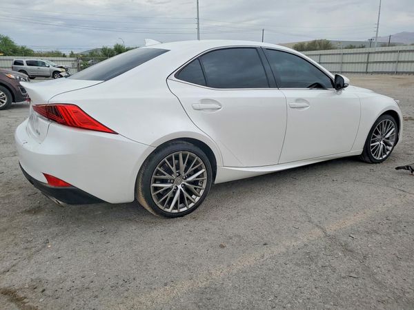 2017 LEXUS IS 200t