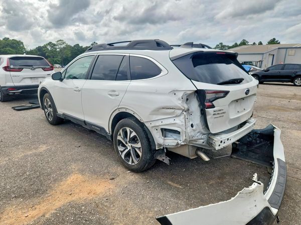 2021 SUBARU OUTBACK