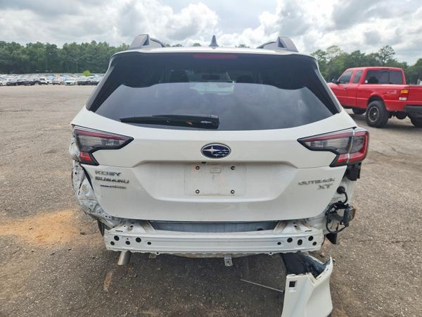 2021 SUBARU OUTBACK