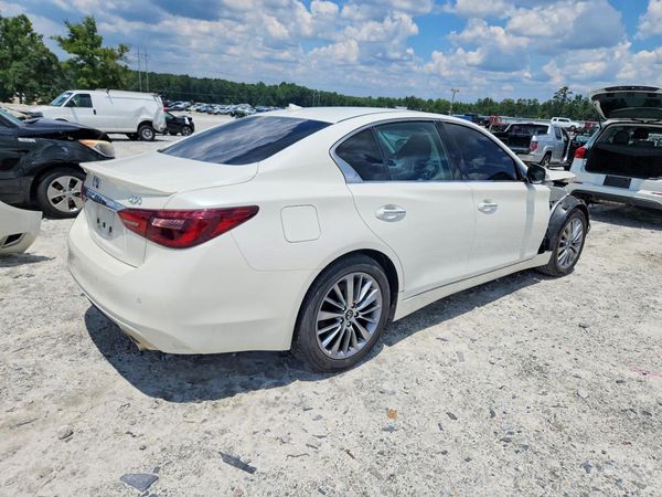 2018 INFINITI Q50