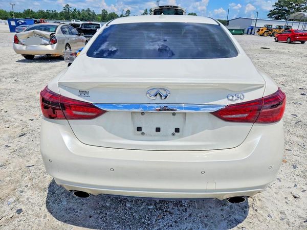 2018 INFINITI Q50