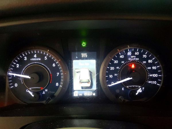 2019 TOYOTA SIENNA