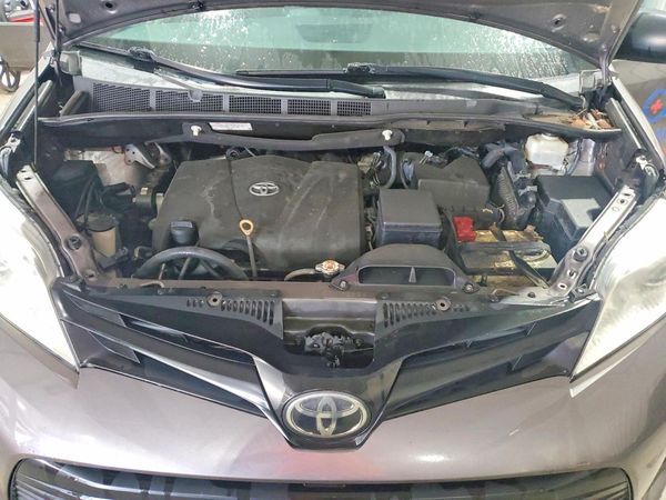 2019 TOYOTA SIENNA