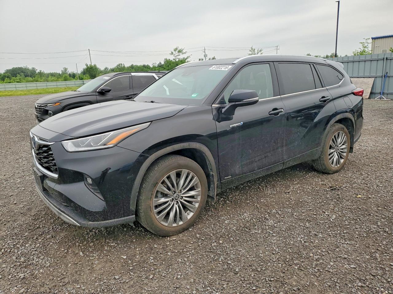 2021 TOYOTA HIGHLANDER Platinum