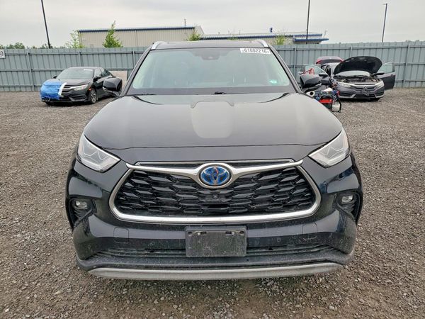 2021 TOYOTA HIGHLANDER Platinum