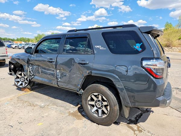2024 TOYOTA 4RUNNER TRD offroad