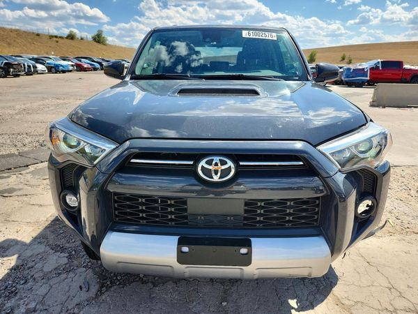 2024 TOYOTA 4RUNNER TRD offroad