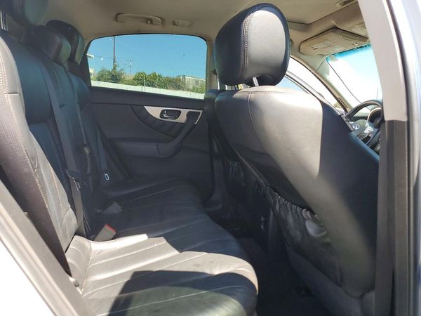 2013 INFINITI FX37