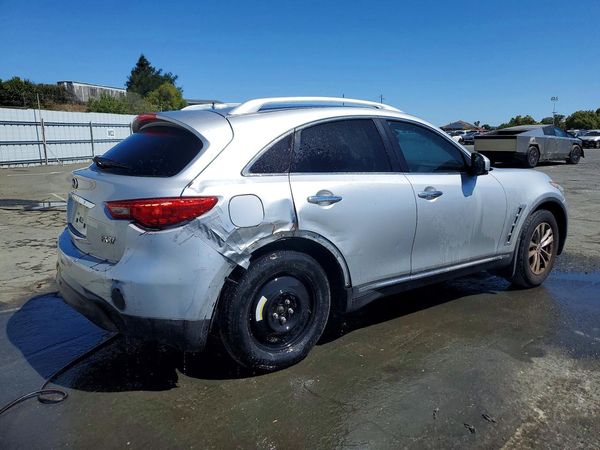 2013 INFINITI FX37