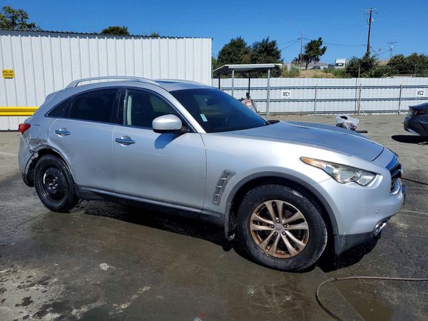 2013 INFINITI FX37