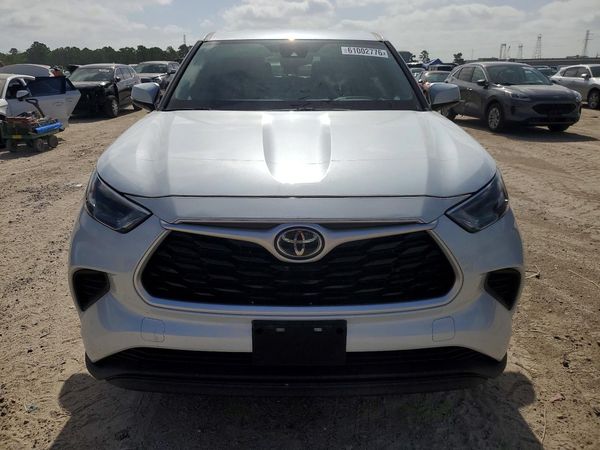 2022 TOYOTA HIGHLANDER L