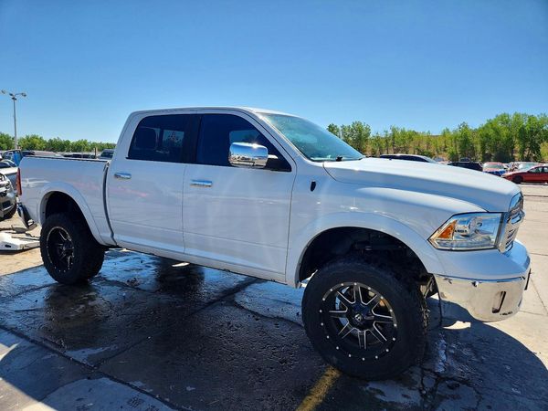 2017 RAM 1500 Laramie