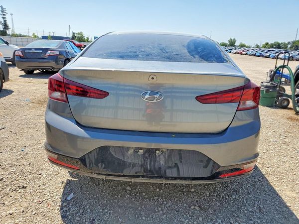 2019 HYUNDAI ELANTRA SE — DIRR