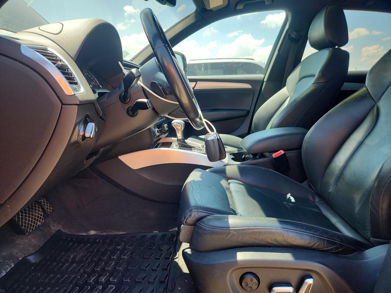 2017 AUDI Q5 quattro Premium Plus