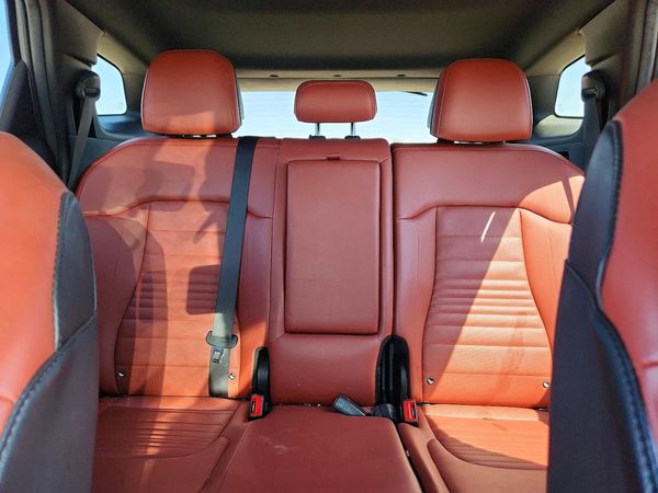 2023 KIA SPORTAGE SX-PRESTIGE or SX-P