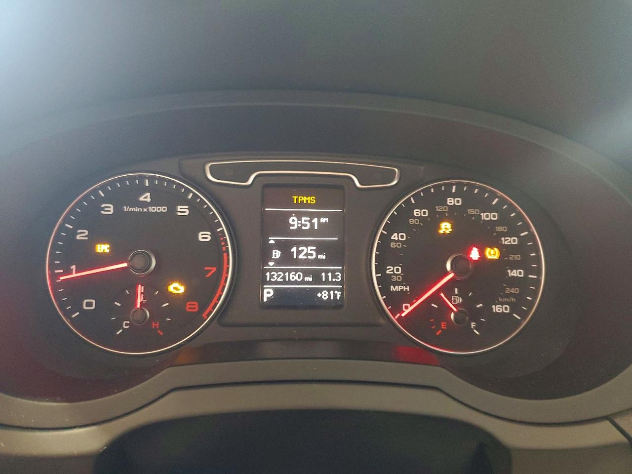 2015 AUDI Q3 quattro Premium Plus