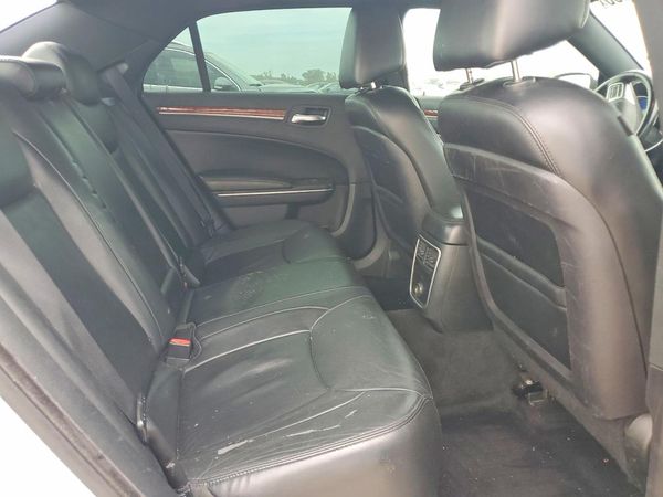 2012 CHRYSLER 300