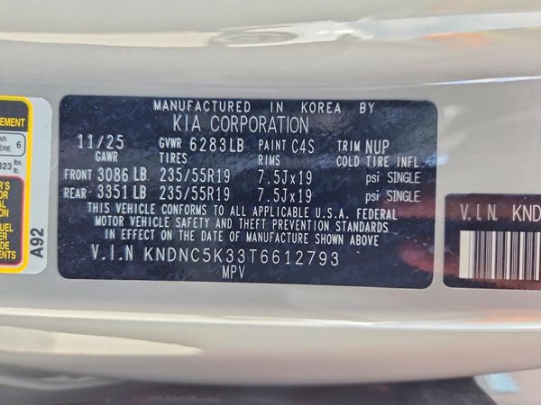 2026 KIA CARNIVAL EX