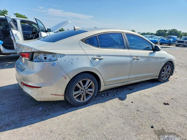 2017 HYUNDAI ELANTRA