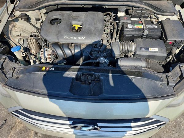 2017 HYUNDAI ELANTRA