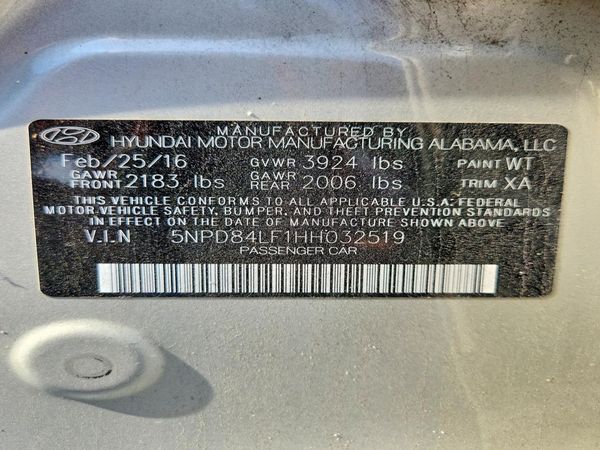 2017 HYUNDAI ELANTRA
