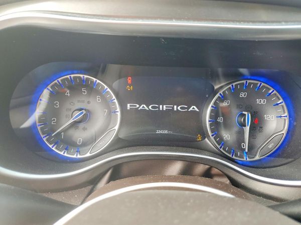 2017 CHRYSLER PACIFICA Touring L Plus