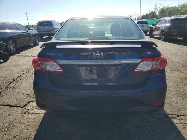 2013 TOYOTA COROLLA