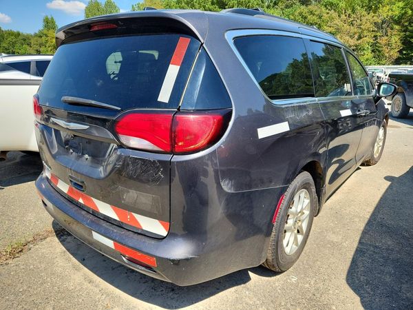 2021 CHRYSLER VOYAGER LXI