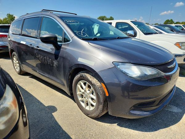 2021 CHRYSLER VOYAGER LXI