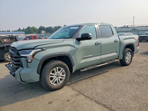 2024 TOYOTA TUNDRA SR5