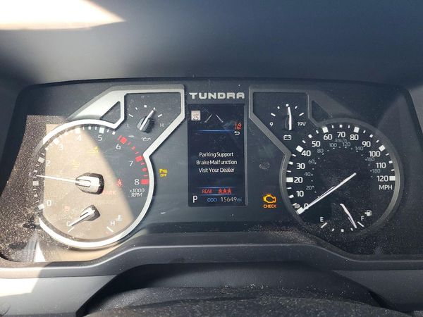 2024 TOYOTA TUNDRA SR5