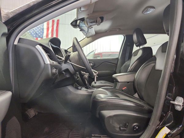 2018 JEEP CHEROKEE LATITUDE PLUS 4X4