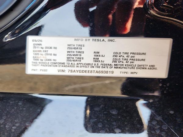 2026 TESLA MODEL Y