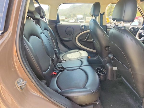 2015 MINI COOPER
