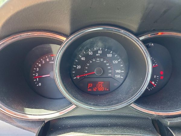 2013 KIA SORENTO Base / LX