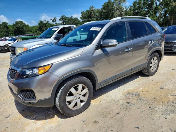 2013 KIA SORENTO Base / LX