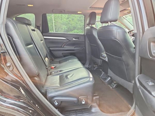 2016 TOYOTA HIGHLANDER