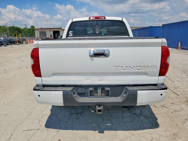 2017 TOYOTA TUNDRA Limited