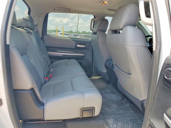 2017 TOYOTA TUNDRA Limited