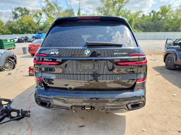 2025 BMW X7