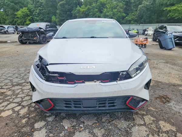 2022 KIA FORTE GT Line