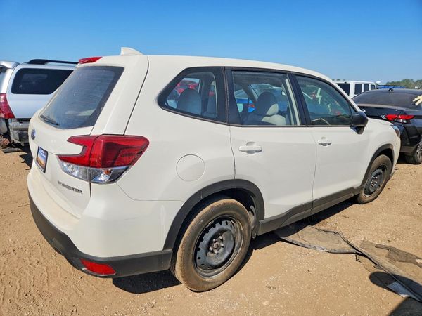 2023 SUBARU FORESTER Base ES