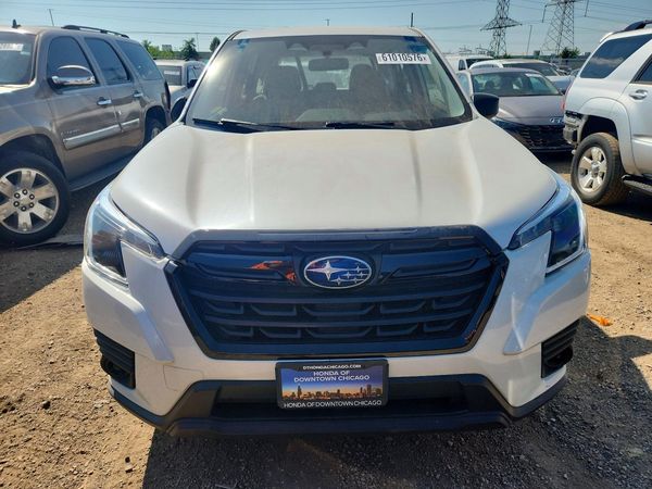 2023 SUBARU FORESTER Base ES