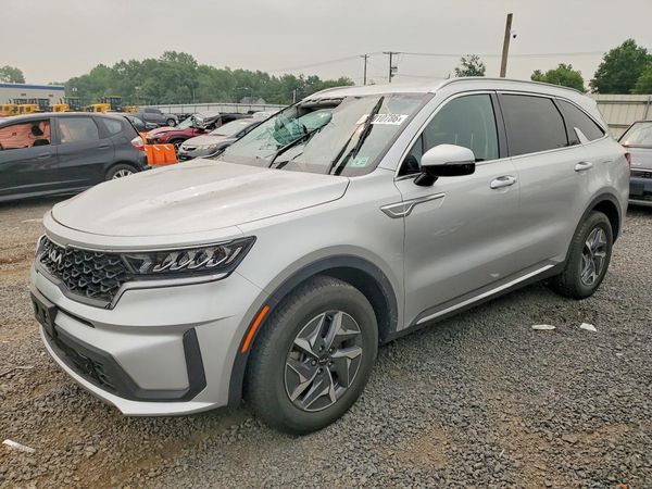 2022 KIA SORENTO S