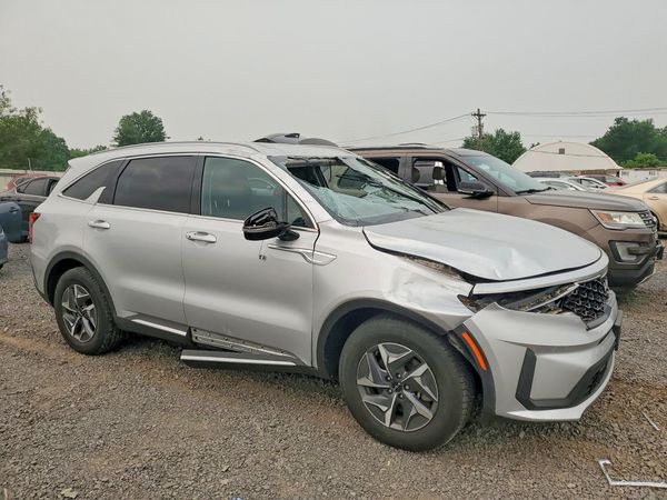 2022 KIA SORENTO S