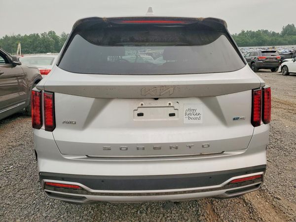 2022 KIA SORENTO S
